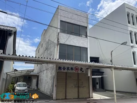Imabari-shi, Imabari 3-chome Honmachi (Imabari Sta.) 4F 7DK

5,980,000 yen