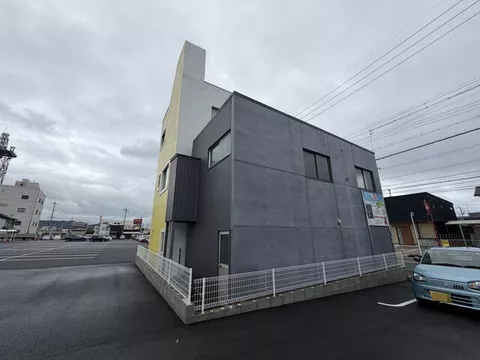 Gamagori City, Yaotomi Town 2-chome (Gamagori Station) 2-story studio - Image 3