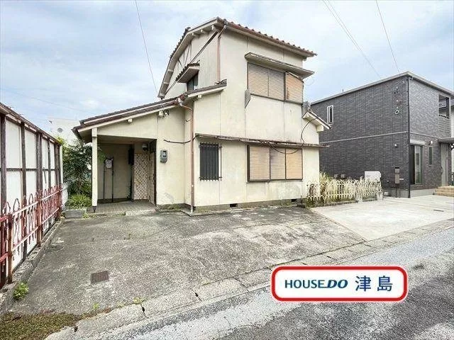 【All rooms over 6 tatami mats in a 4DK♪】About a 12-minute walk to Meitetsu Hibino Station.