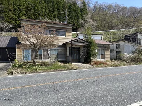 Osaki-shi, Naruko Onsen Aza Hoshinuma (Nakayamadaira Onsen station) 2F 6K

1,000,000 yen