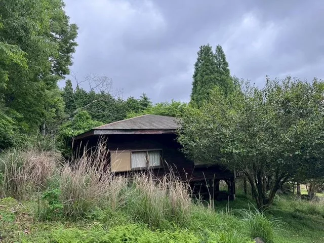 ・Management fee, sewage treatment fee: approximately 138,000 yen per year ・Hot spring rights: 600,000 yen (for 10 years)