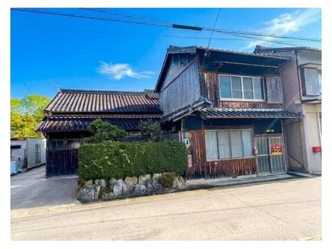 2,700,000 yen in Akechi Town (Akechi Station)