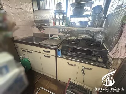 2-story building 3DK in Nagaiike Town 1-chome, Yao City