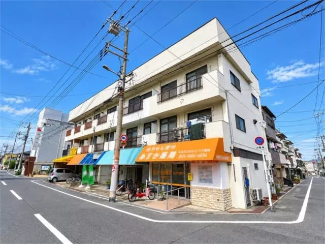 Osaka City Tsurumi Ward Hanaten Higashi 2-chome (Hanaten Station) 3-story 2LDK