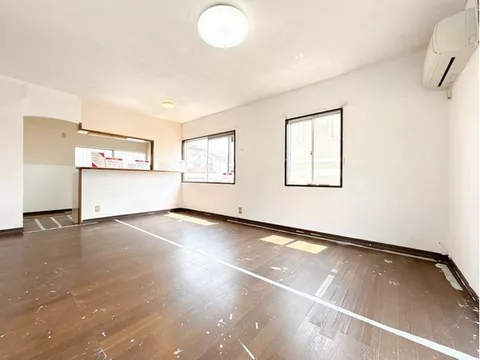 ◆Lightweight steel construction♪◇Parking for 2 cars available♪◆All rooms have storage♪
