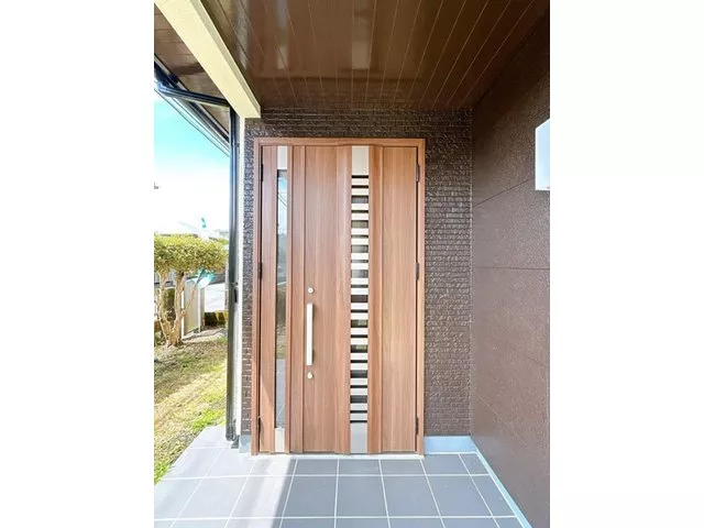 [Open House Held] Interior and exterior renovation / Front road width approximately 6m / Garden space available
