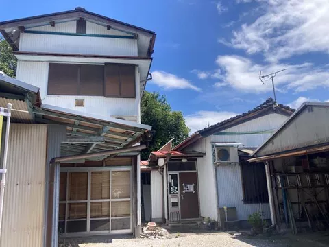 Takaoka District, Hidaka Village, Iwamechi (Okahana Station) 2-story 6DK