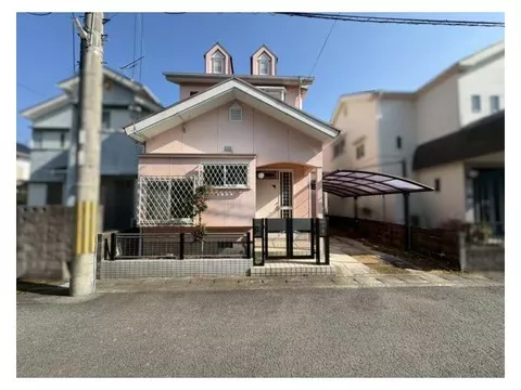 Okada (Iwade Station) 5,800,000 yen