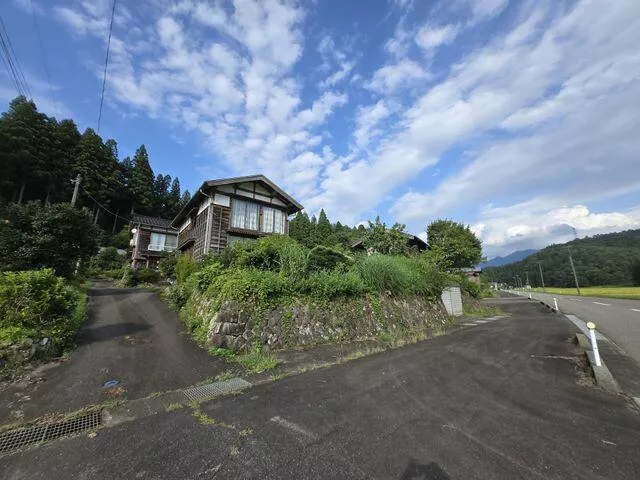 Sanjo City Nakaura 2-story 10DK