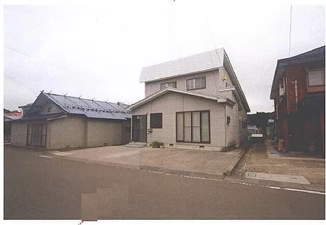 Used single-family home in Ginkgo, Kawauchi Town, Mutsu City, Aomori Prefecture