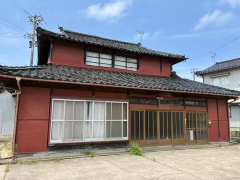 Takaoka City, Ota Ota Ise-ryo (Shimao Station) 2-story 7K