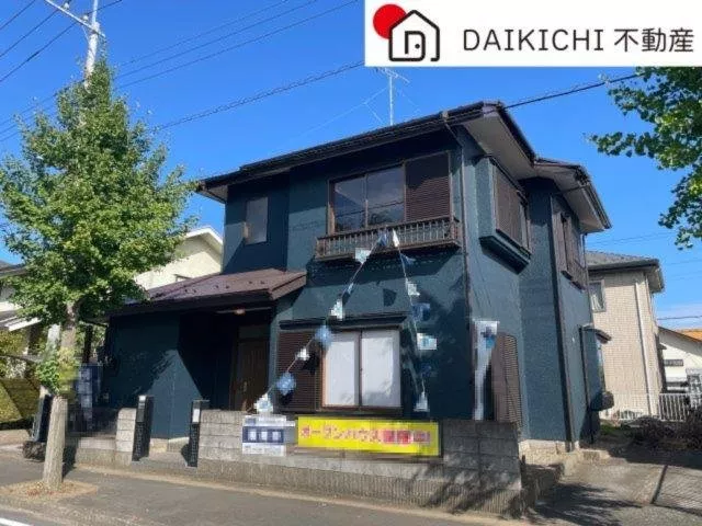 3 minutes on foot to Ayamehigashi Elementary School! Surrounding environment is excellent, with a supermarket and convenience store within walking distance♪