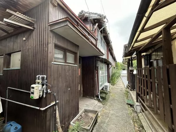 Saga City, Yanagimachi (Saga Station) 2-story building 3DK