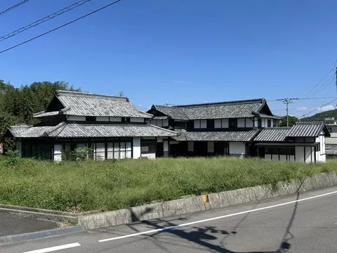 Mitoyo City, Yamamoto Town, Kawachi (Motoyama Station), single-story building, 7K