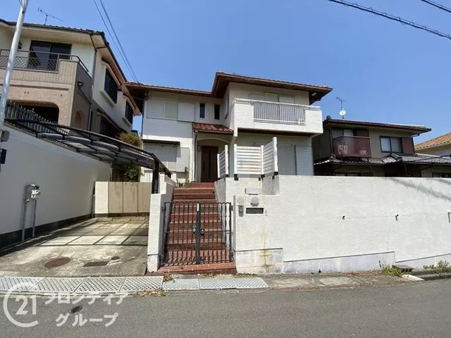 [South-facing with good sunlight + Immediate viewing available!] ■Spacious 5LDK with all rooms over 6 tatami mats