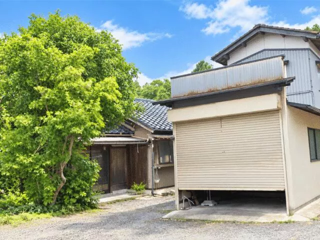 2F 9DK in Bamba-cho, Komatsu-shi, Komatsu

3,000,000 yen
