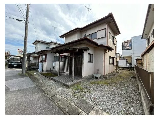 [Open House] 230m to the nearest station, in a quiet residential area with little traffic.