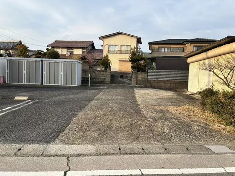 Gifu City, Hiokie (Gifu Station) 2-story building 11DK
