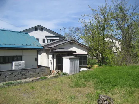Aizuwakamatsu City, Keizan 1-chome (Aizuwakamatsu Station) Single-story building 3K