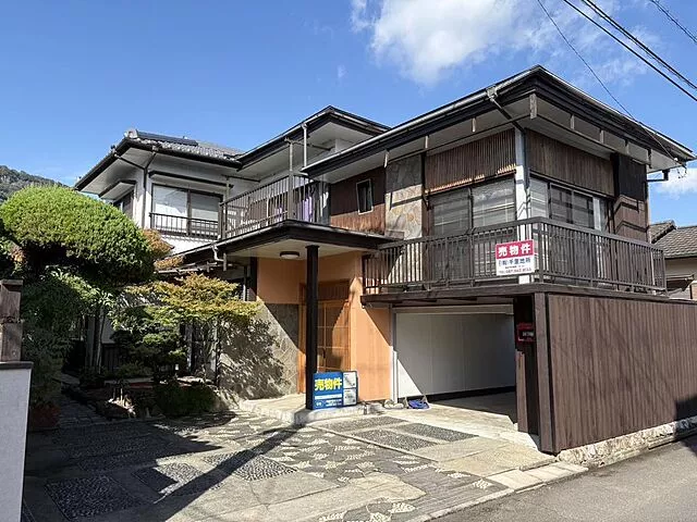 Used single-family home Takamatsu Kotohira Electric Railway Shido Line Yakuri Station 7 minutes on foot