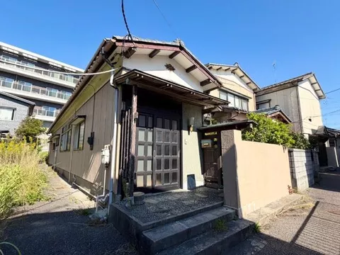 Niigata City, Chuo Ward, Oko-cho 2-chome (Niigata Station) 2-story building 6DK
