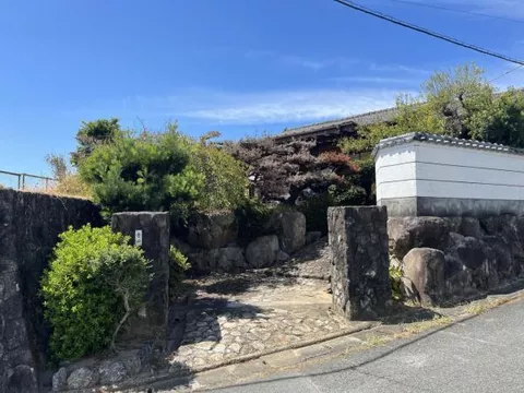 Omuta City Oaza Shirogane (Kuranaga Station) Single-story building 4LDK
