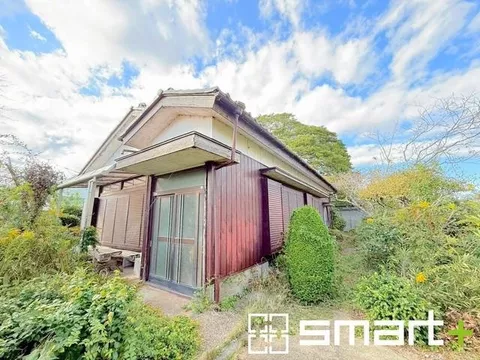 ◆Affordable used detached house is now available! ◆Includes prefab and storage!