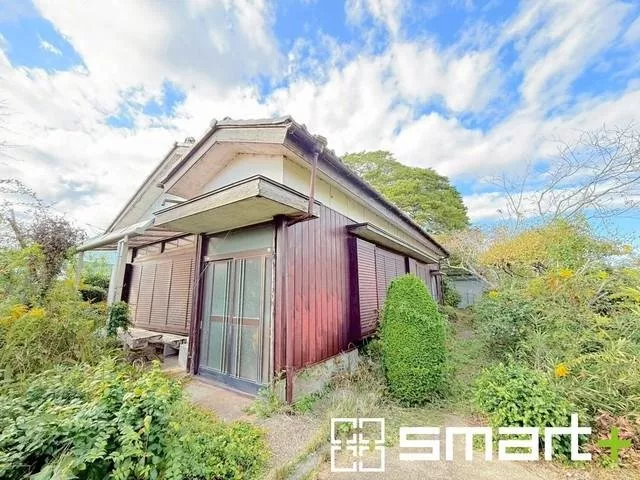 ◆Affordable used detached house is now available! ◆Includes prefab and storage!