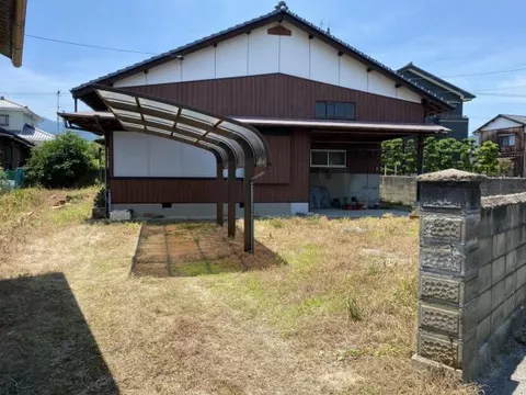 Saijo-city Kuniyasu (Iyo Miyoshi Sta.) 2F 5DK

4,800,000 yen