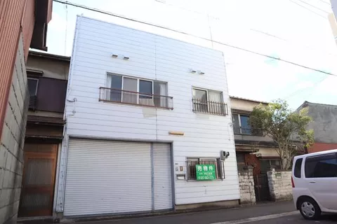 Takamatsu City, Ogi Town 3-chome (Showamachi Station) 2-story building 6DK