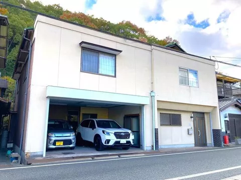 Asakuchi City, Kamogata Town, Kamogata (Kamogata Station) 2-story building 9SDK