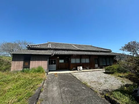 Usuki City, Oaza Imura (Kumazaki Station) Single-story building 5K