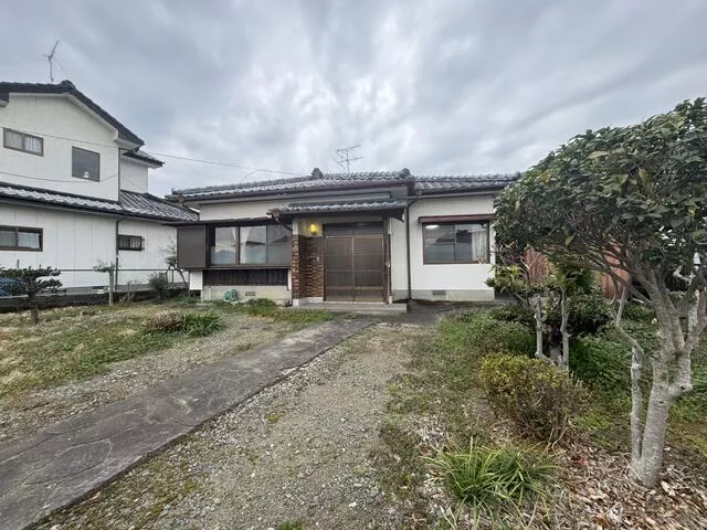 Yatsushiro City, Kojomachi (Yatsushiro Station), single-story building, 4DK