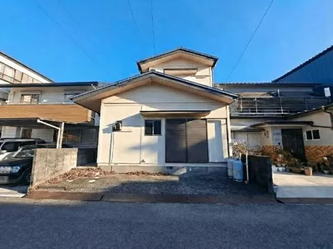 Kochi City, Kitatakushima Town (Sanbashi-dori 3-chome Station), 2-story, 3LDK