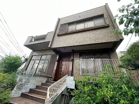 Used single-family home Akasaka 2-chome house