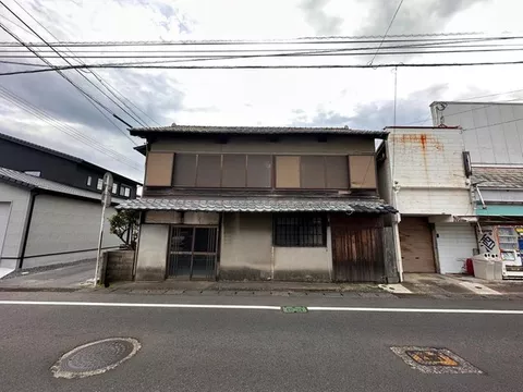 ■ 3 minutes on foot from the station ■ Can also be used as a store or office♪