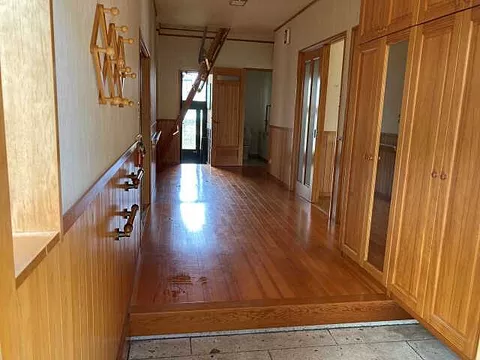 Used single-family home, 12 minutes on foot from JR Ou Main Line, Takahata Station