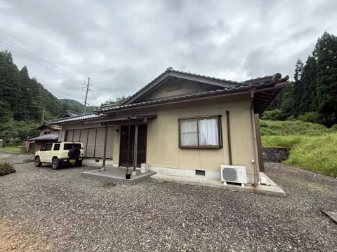 Fukuchiyama City, Yaku Town, Naokimi (Kamiyakuno Station) Single-story building 3LDK