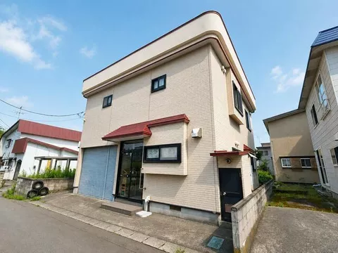 Aomori City, Oaza Ishie, Azato (Shin-Aomori Station) 2-story building 5DK - Image 1