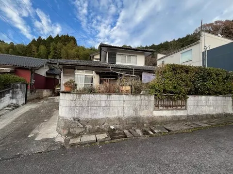 Satsumasendai City Miyazato Town (Kawauchi Station) 2-story building 4K