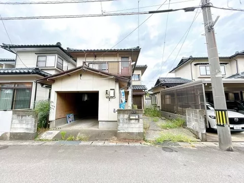 Open house event held, limited-time sale until August 31, this is a 4DK property.