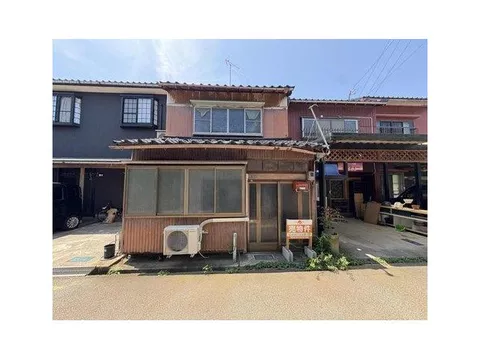 Shogawa Honmachi (Shogawaguchi Station) 800,000 yen