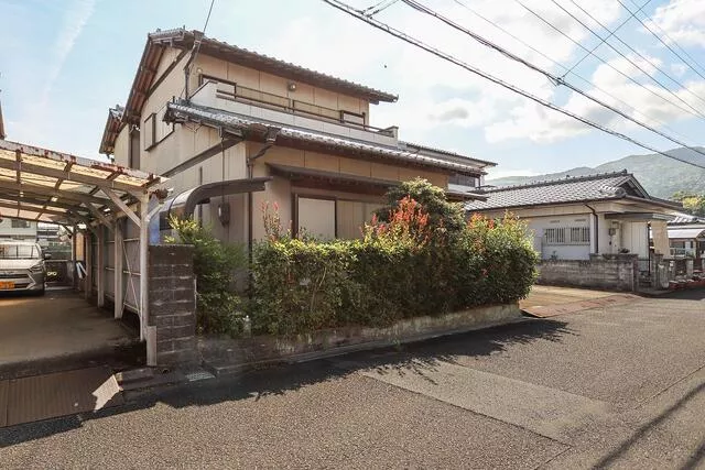 Yoshinogawa City, Kamojima Town, Iio (Kamojima Station) 2-story 6LDK