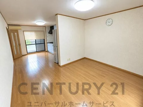 Monthly payment from the 30,000 yen range - CENTURY 21 Universal Home Service