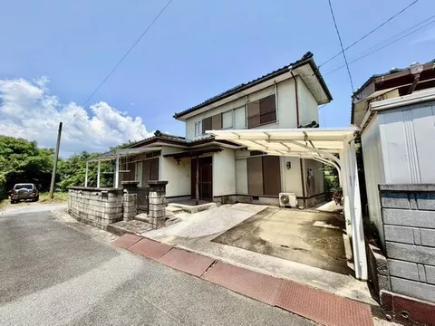 Good sunlight◎ A spacious 6DK house located in a quiet residential area!