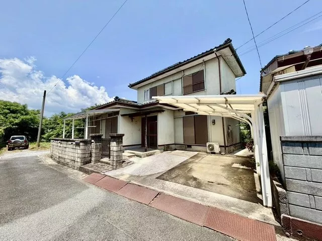 Good sunlight◎ A spacious 6DK house located in a quiet residential area!