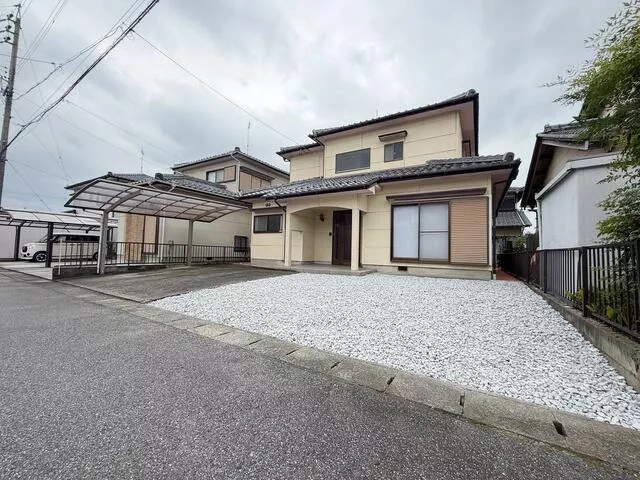 Ibi County Ono Town Oaza Kamiaki 2-story 4LDK