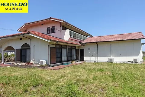 Used single-family home in Saijo City Kamichi