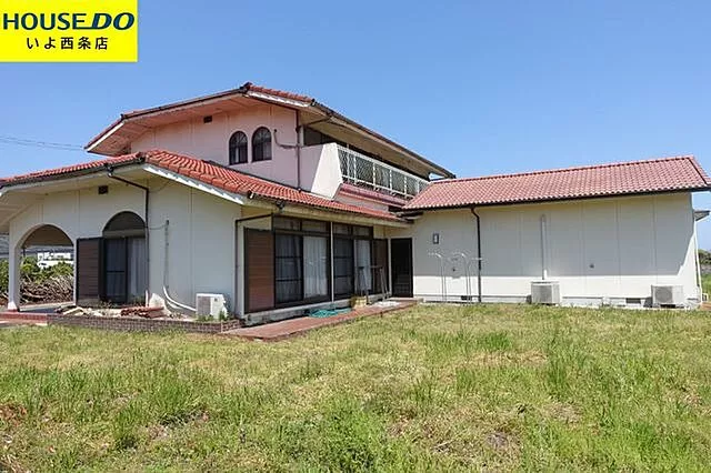 Used single-family home in Saijo City Kamichi