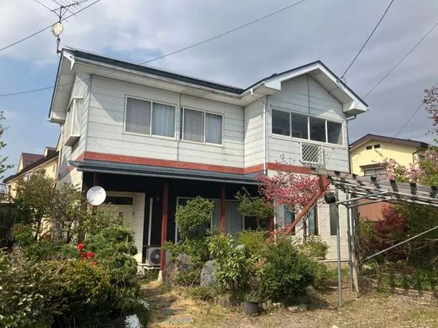 It's just a 1-minute walk to Kitakata Third Junior High School, making it easy to commute even on snowy days!